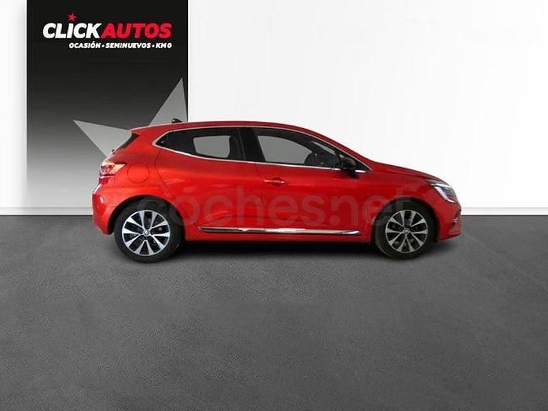 Usado Renault Clio V Techno 90 CV (66 kW) 2023 Rojo Berlina