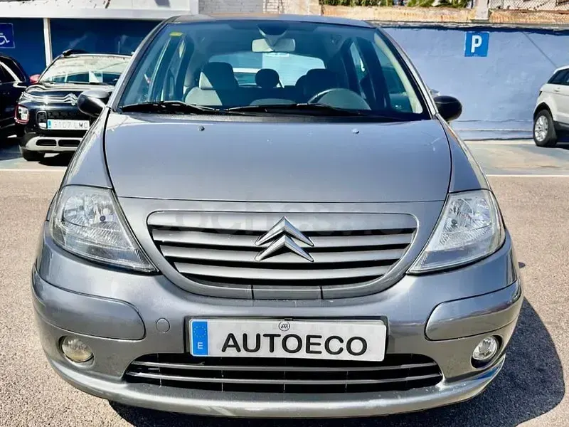 Usado Citroën C3 Exclusive 92 CV (67 kW) 2003 Gris / plata Berlina