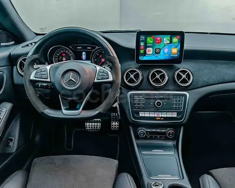 Usado Mercedes CLA220 177 CV (130 kW) 2017 Blanco Berlina