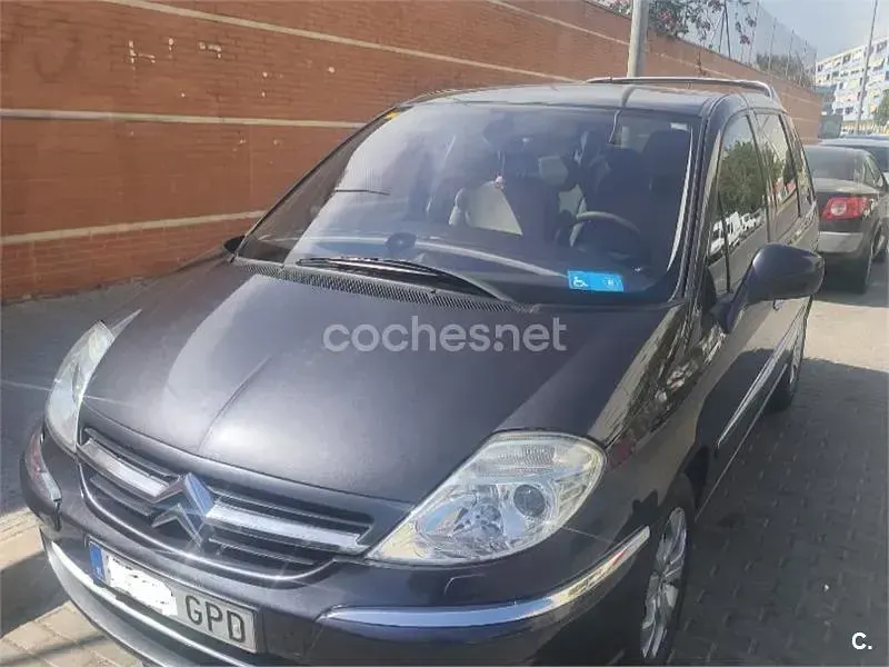Usado Citroën C8 Exclusive 173 CV (127 kW) 2009 Negro Monovolumen