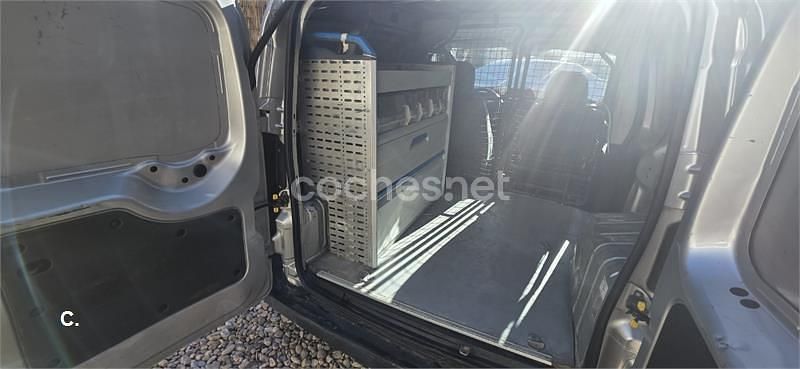 Usado Peugeot Bipper Access 75 CV (55 kW) 2013 Gris / plata Monovolumen