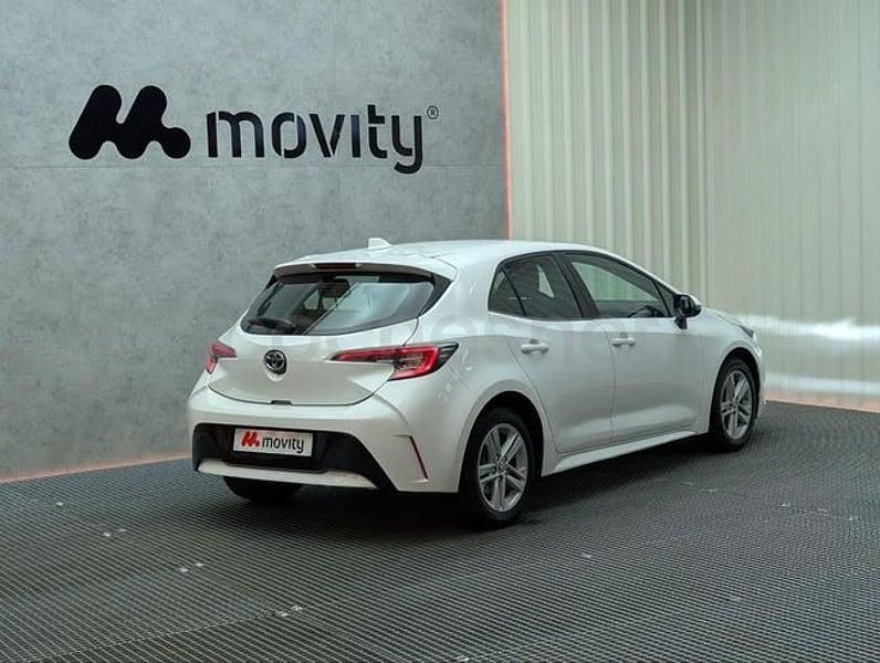 Usado Toyota Corolla Business Edition 122 CV (89 kW) 2021 Blanco Berlina