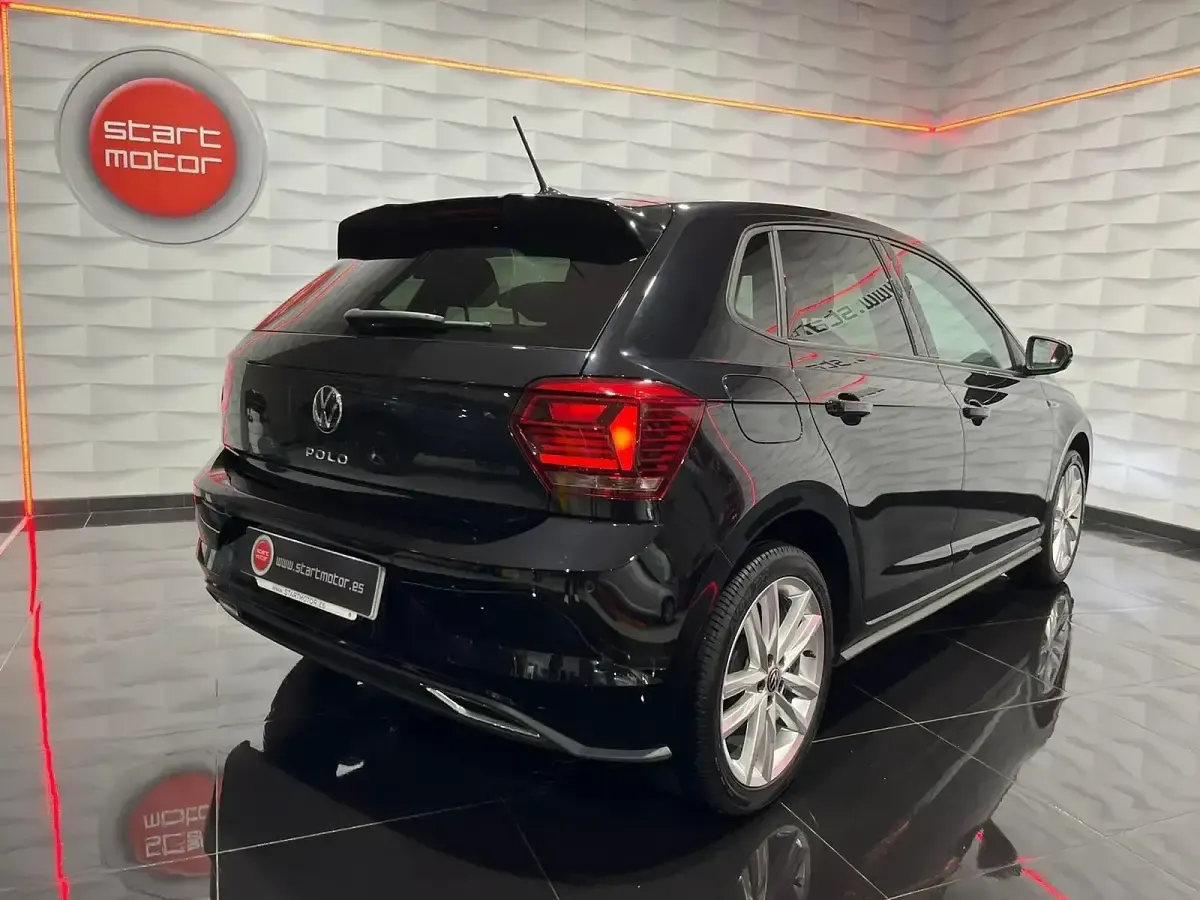 Usado VW Polo R-line 95 CV (69 kW) 2020 Negro Utilitario