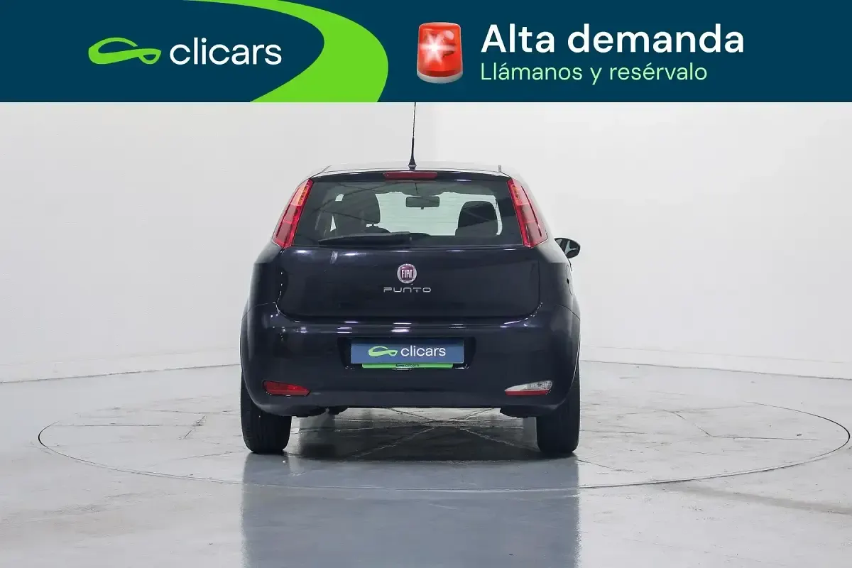 Usado Fiat Punto S 69 CV (50 kW) 2017 Negro Utilitario