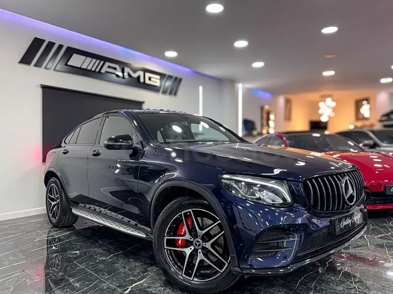 Usado Mercedes GLC220 194 CV (142 kW) 2019 Azul SUV
