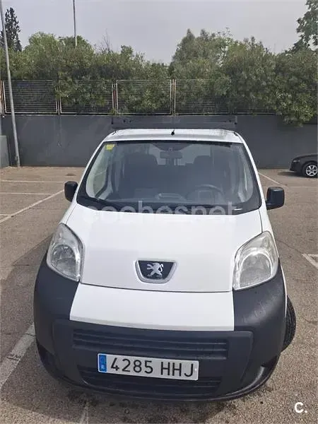 Usado Peugeot Bipper 68 CV (50 kW) 2011 Blanco Monovolumen