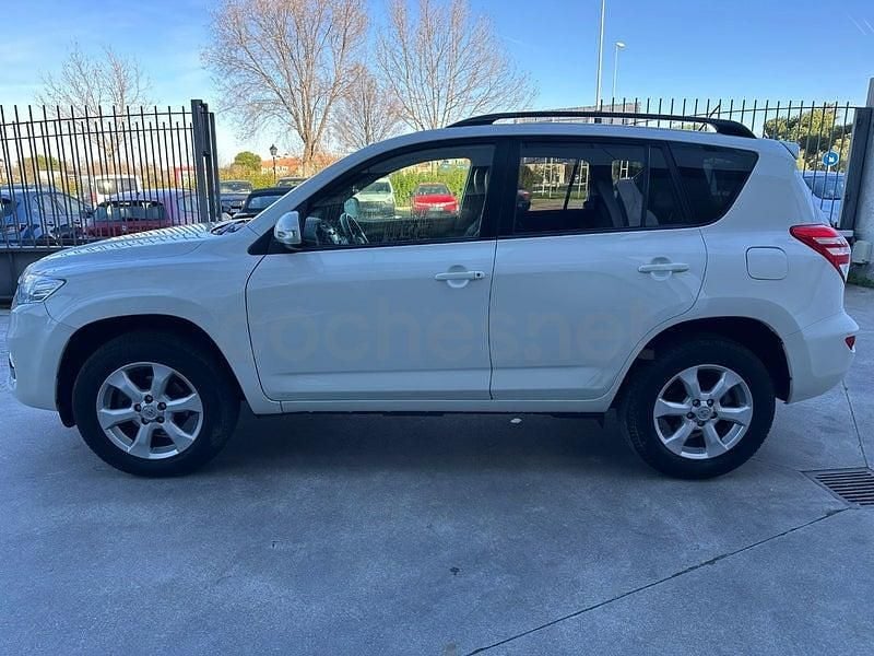 Usado Toyota RAV4 Executive 150 CV (110 kW) 2010 Blanco SUV