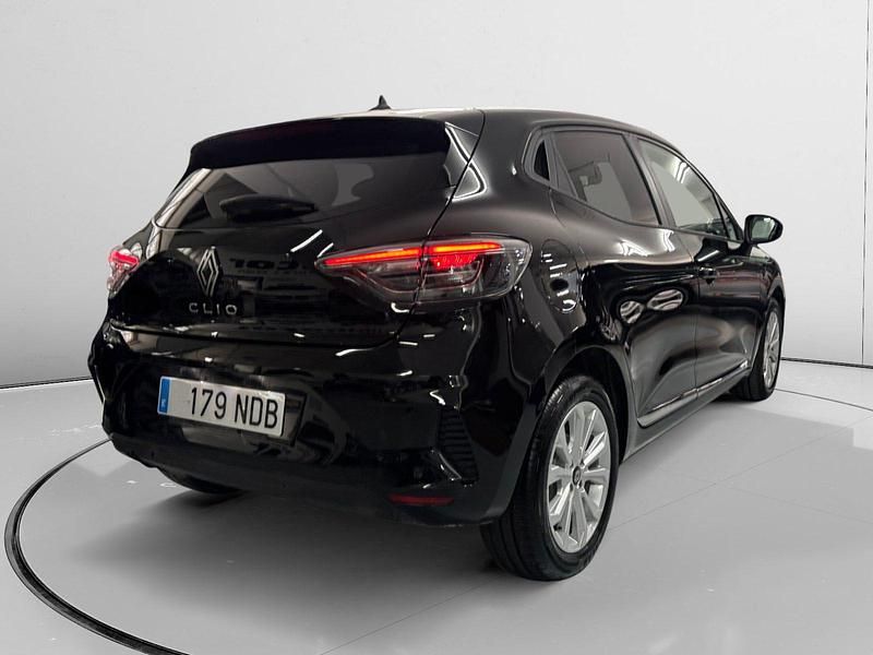 Usado Renault Clio V Evolution 101 CV (74 kW) 2025 Gris / plata Berlina