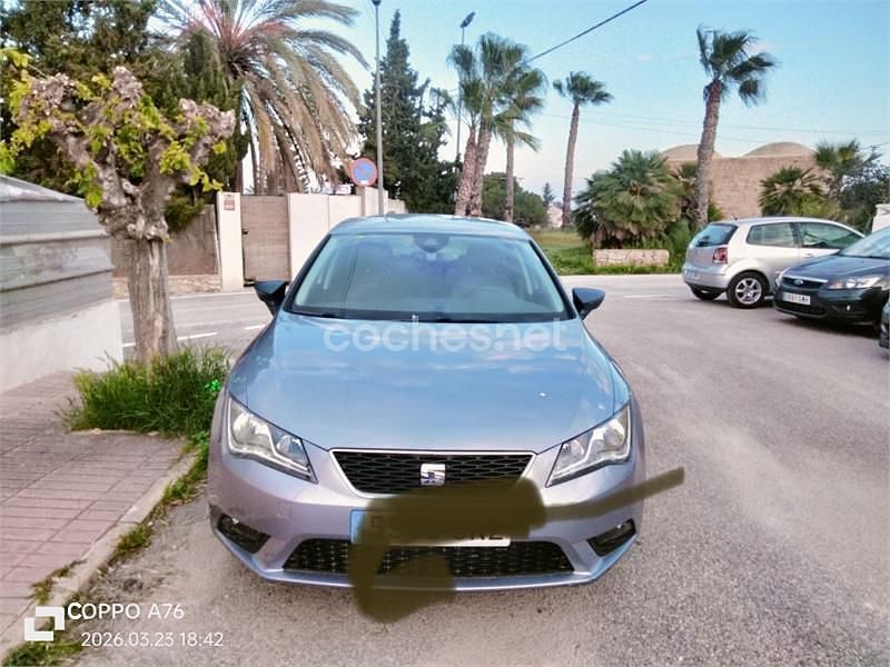 Usado Seat Leon ST CONNECT 110 CV (80 kW) 2016 Gris / plata Familiar