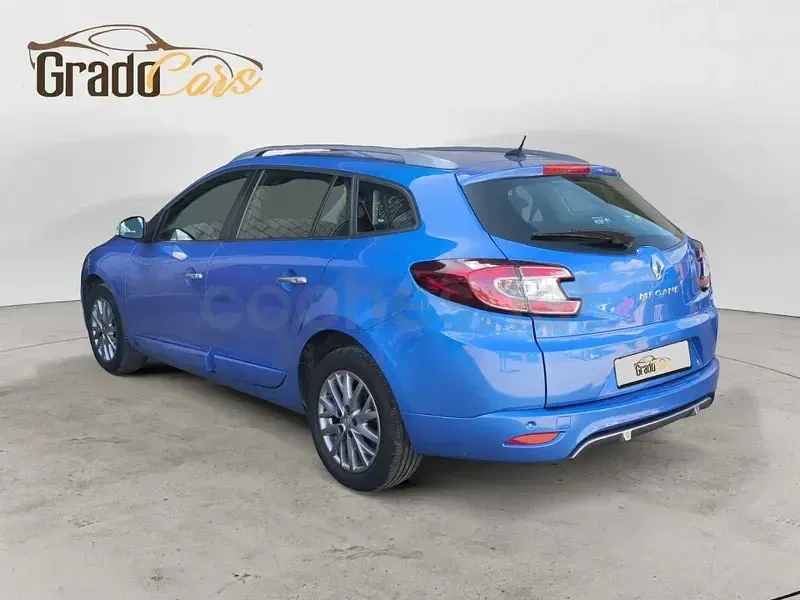 Usado Renault Mégane GrandTour GT 110 CV (80 kW) 2014 Azul Familiar
