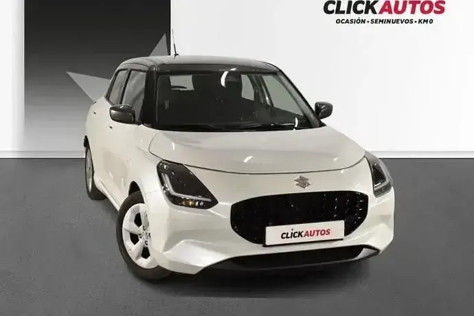 Usado Suzuki Swift 83 CV (61 kW) 2025 Utilitario