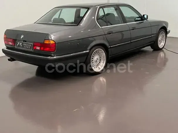 Usado BMW 730 188 CV (138 kW) 1991 Gris / plata Berlina