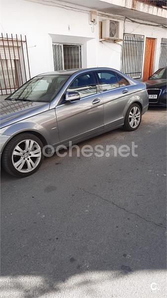 Usado Mercedes C220 Elegance 150 CV (110 kW) 2007 Gris / plata Berlina