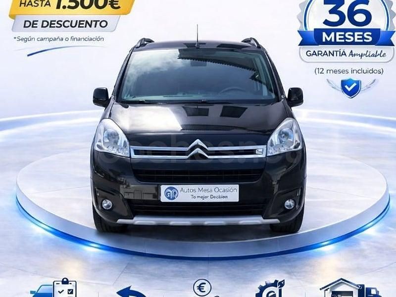 Usado Citroën Berlingo XTR 100 CV (73 kW) 2016 Negro Monovolumen