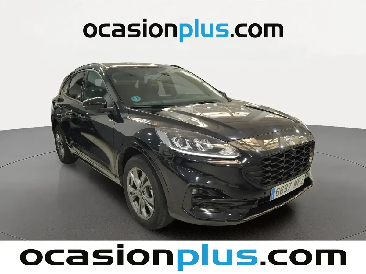 Usado Ford Kuga ST-Line 225 CV (165 kW) 2023 Negro SUV