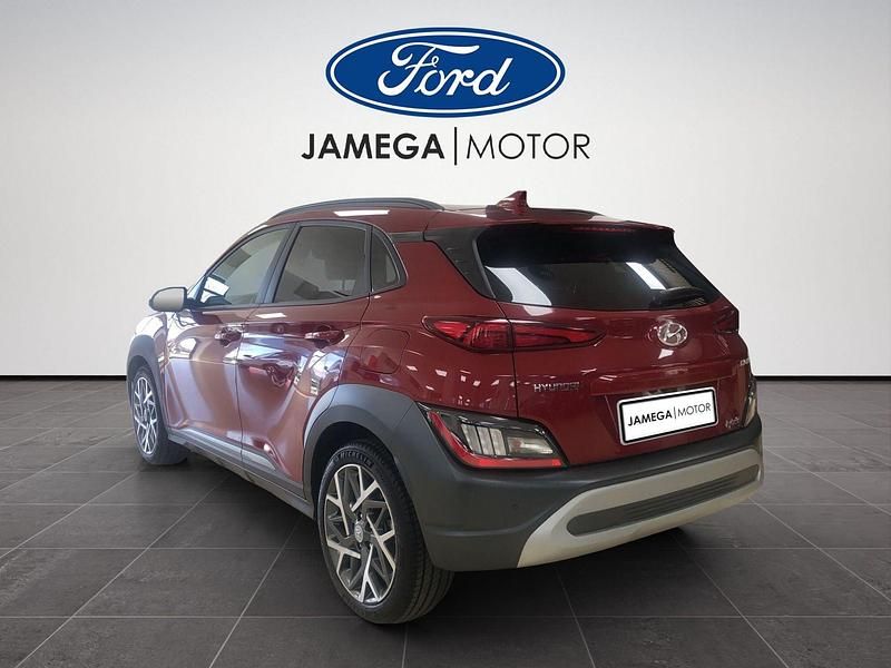 Usado Hyundai Kona Style 141 CV (103 kW) 2022 Rojo SUV