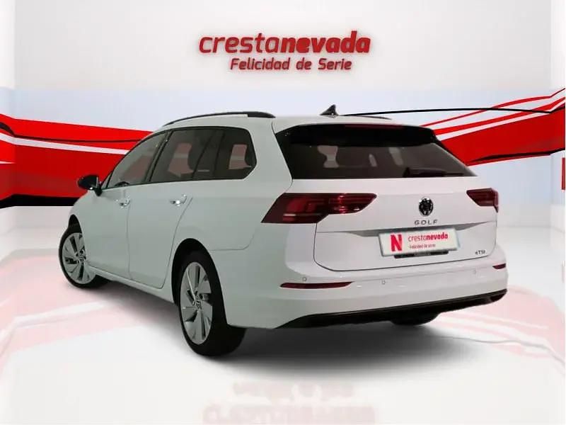 Usado VW Golf VIII Life 116 CV (85 kW) 2024 Familiar