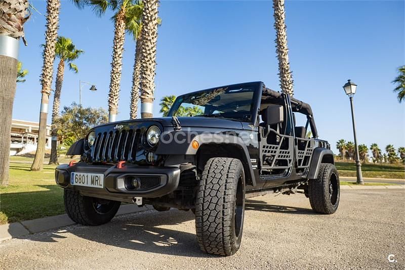 Negro Usado 2015 Jeep Wrangler Unlimited Sahara SUV | 39.200 € (Buen precio) - Imagen 1/4