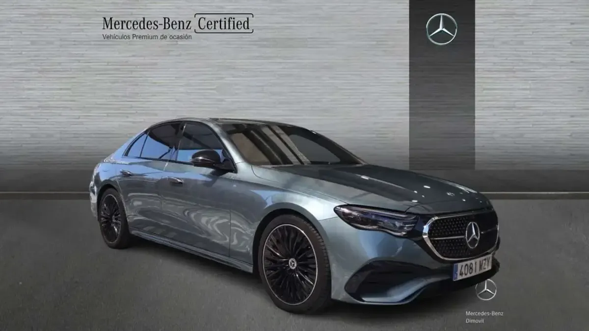 Usado Mercedes E220 197 CV (144 kW) 2025 Verde Berlina