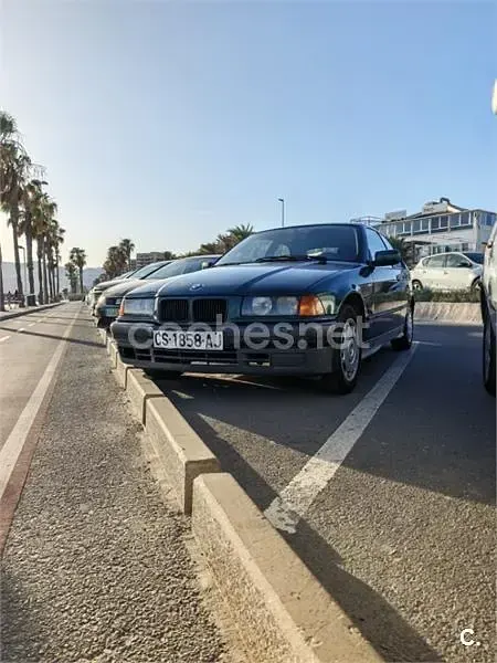 Usado BMW 316 102 CV (75 kW) 1996 Verde Berlina