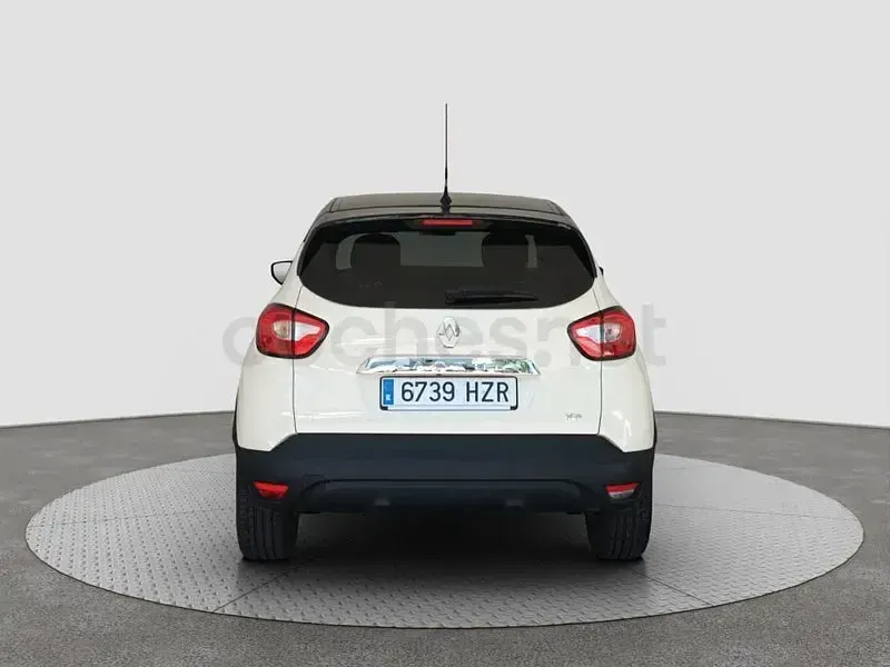 Usado Renault Captur Zen 90 CV (66 kW) 2014 Blanco SUV
