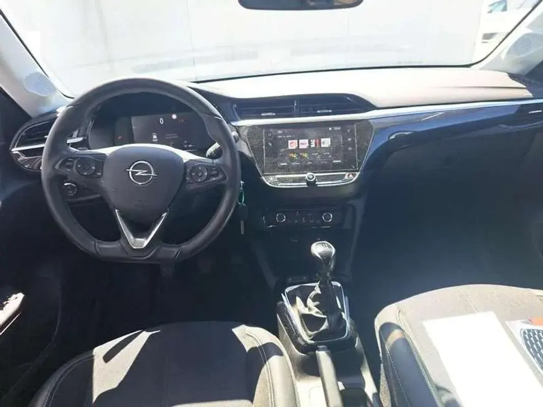 Usado Opel Corsa Elegance 101 CV (74 kW) 2022 Blanco Utilitario