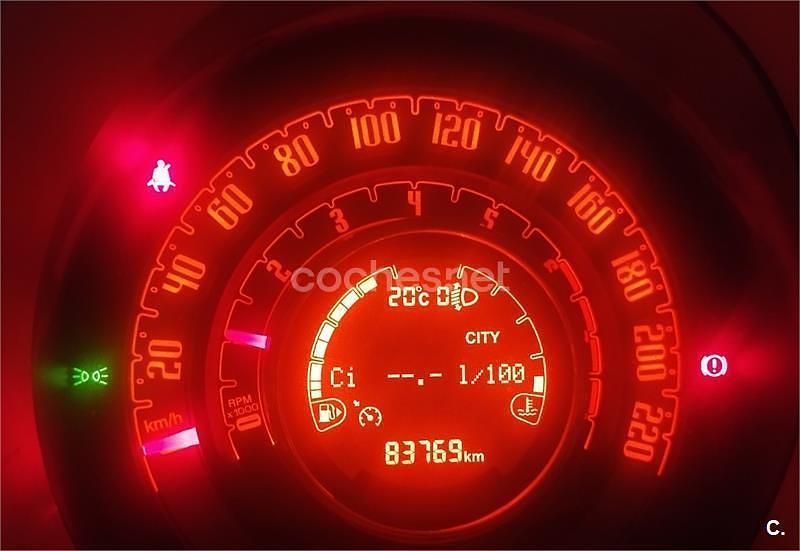 Usado Fiat 500 Mirror 69 CV (50 kW) 2018 Blanco Berlina