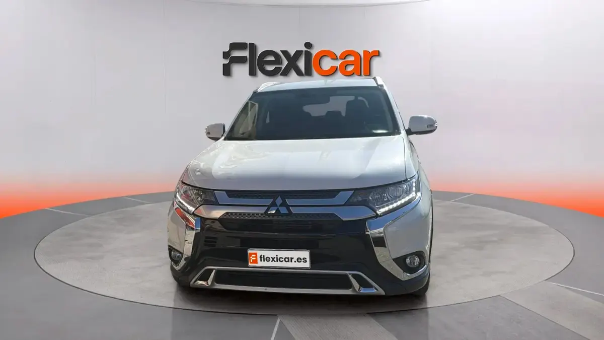 Usado Mitsubishi Outlander 150 CV (110 kW) 2019 Blanco SUV