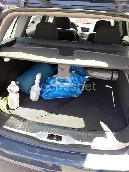Usado Opel Astra Enjoy 100 CV (73 kW) 2007 Azul Familiar
