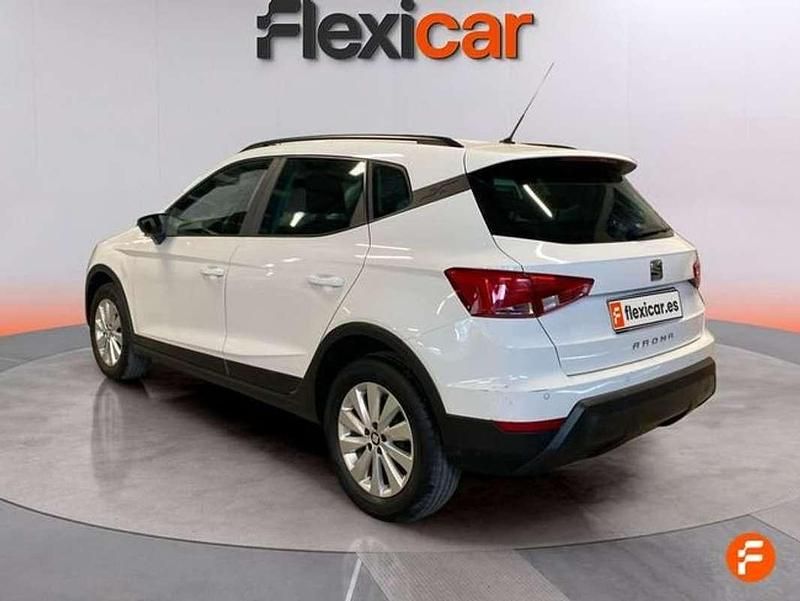Usado Seat Arona Ecomotive 95 HP (69 kW) 2018 Branco SUV