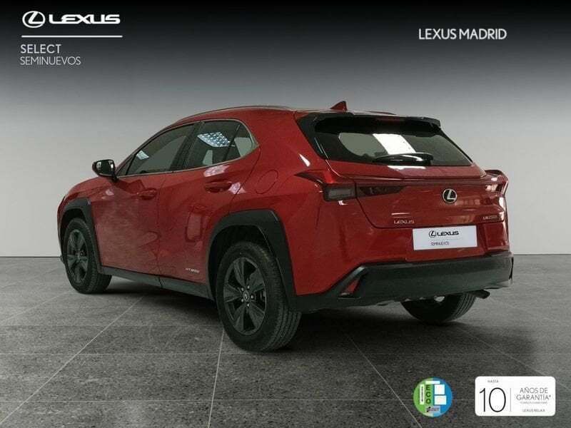 Usado Lexus UX 183 CV (134 kW) 2020 Rojo SUV