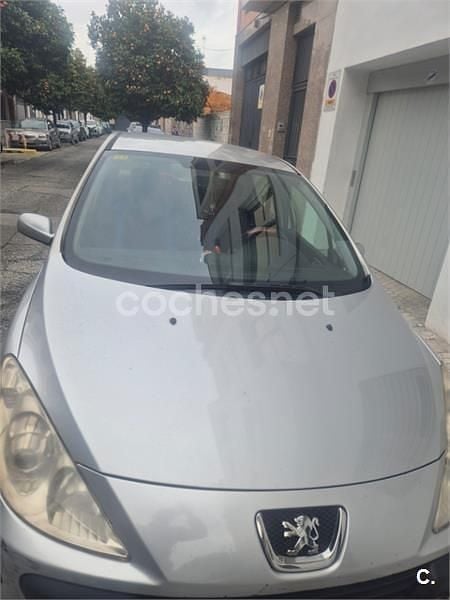 Gris / plata Usado 2007 Peugeot 307 Berlina | 2200 € (Buen precio) - Imagen 1/4
