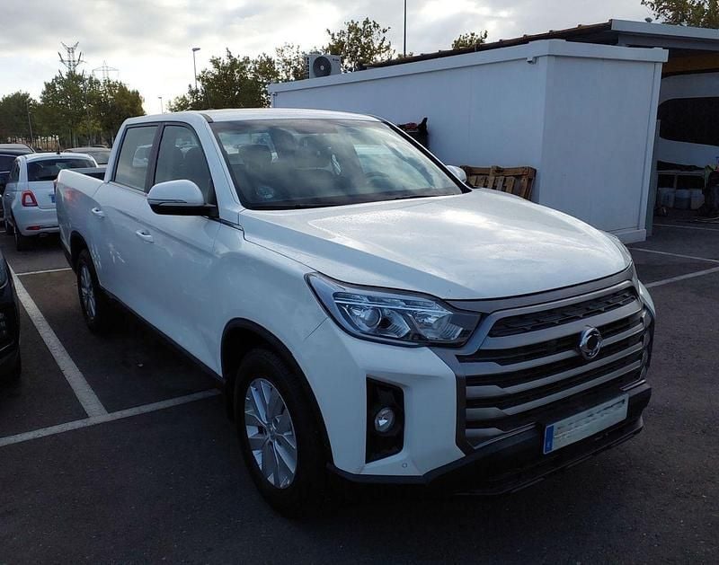 Blanco Usado 2023 Ssangyong (KGM) Musso Berlina | 27.490 € - Imagen 1/4