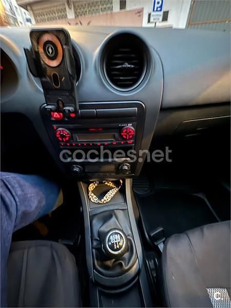 Usado Seat Ibiza Reference 75 CV (55 kW) 2006 Negro Utilitario