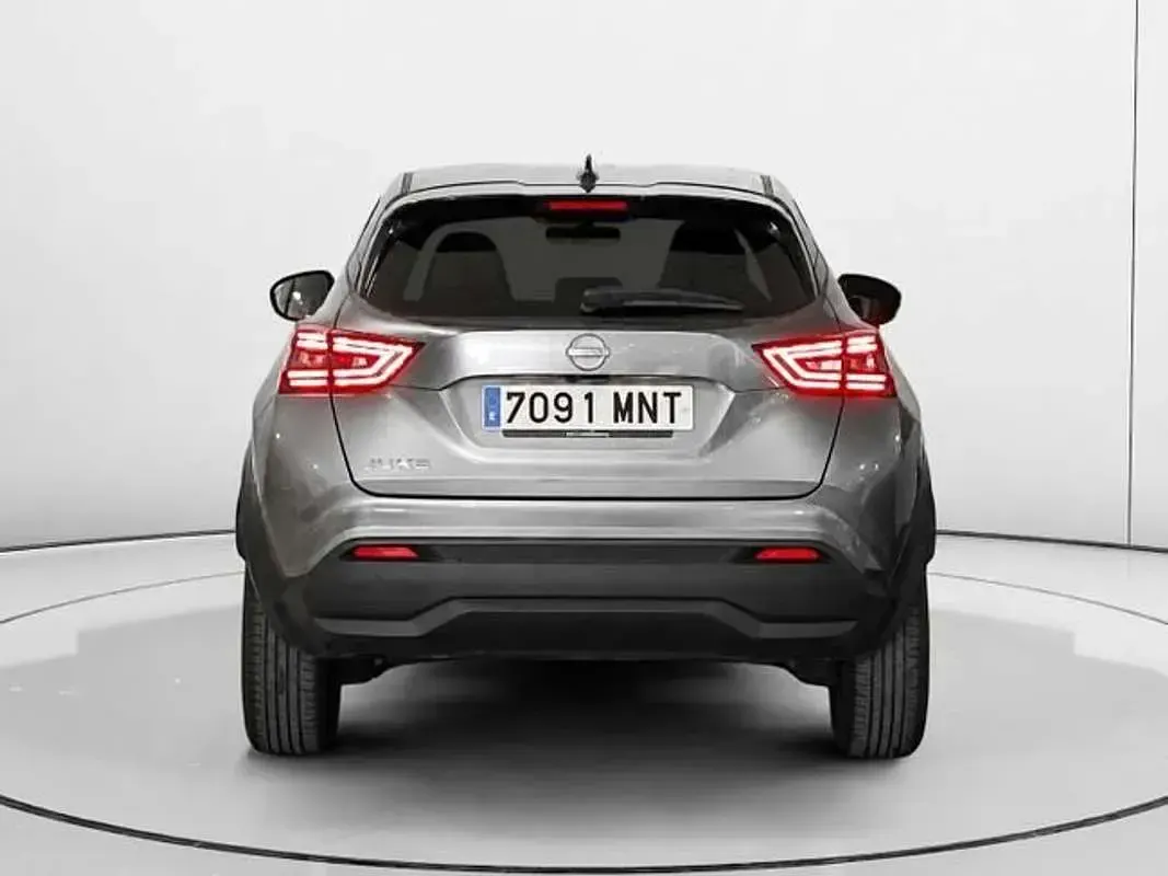 Usado Nissan Juke Acenta 114 CV (83 kW) 2024 Gris SUV