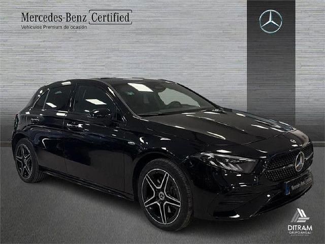 Usado Mercedes A250 218 CV (160 kW) 2025 Negro cosmos Berlina