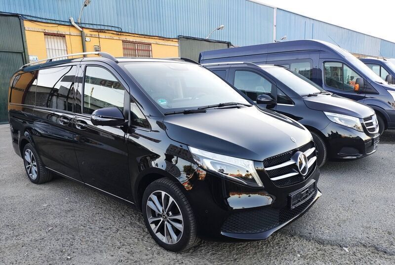 Usado Mercedes V300 Exclusive 239 CV (175 kW) 2023 Negro Monovolumen