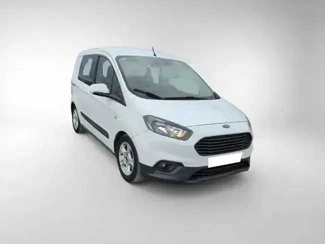 Usado Ford Transit Trend 75 CV (55 kW) 2020 Blanco Familiar