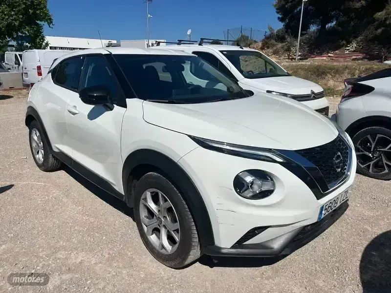 Usado Nissan Juke Acenta 114 CV (83 kW) 2022 Blanco SUV