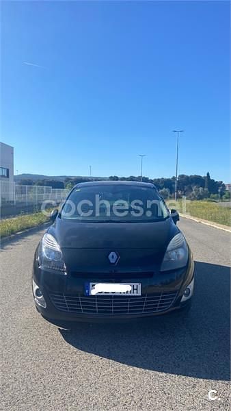 Usado Renault Scénic III Bose Edition 130 CV (95 kW) 2011 Negro Monovolumen
