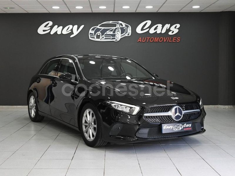 Negro Usado 2021 Mercedes A180 Berlina | 24.995 € (Buen precio) - Imagen 1/4