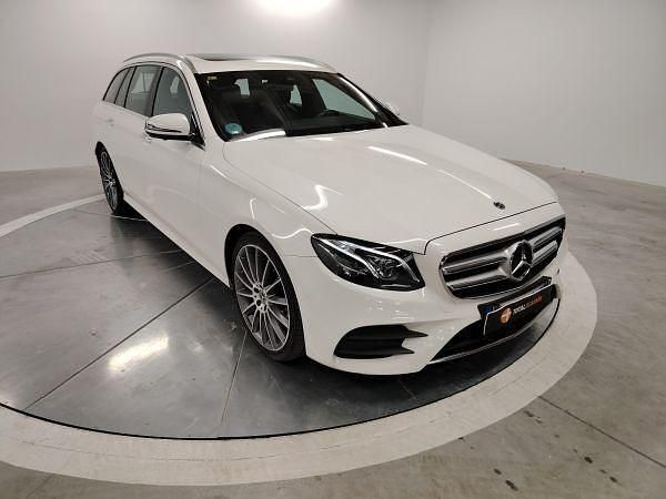 Usado Mercedes E220 194 CV (142 kW) 2018 Blanco Familiar