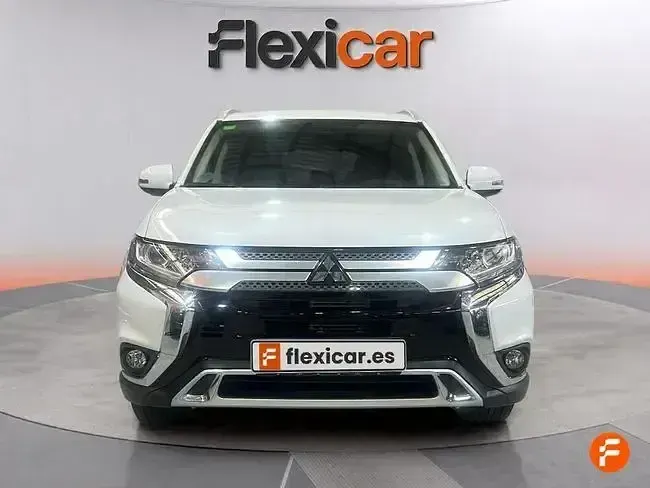Usado Mitsubishi Outlander Motion 150 CV (110 kW) 2019 Blanco SUV