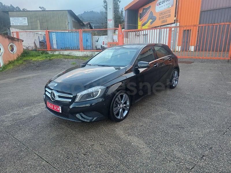 Usado Mercedes A200 AMG line 136 CV (100 kW) 2015 Negro Berlina