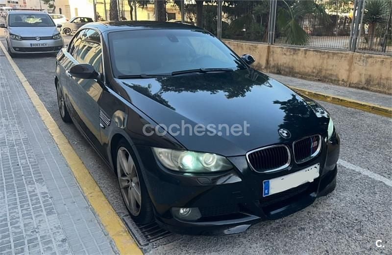 Negro Usado 2008 BMW 320 Cabriolet Descapotable | 10.500 € (Precio justo) - Imagen 1/4