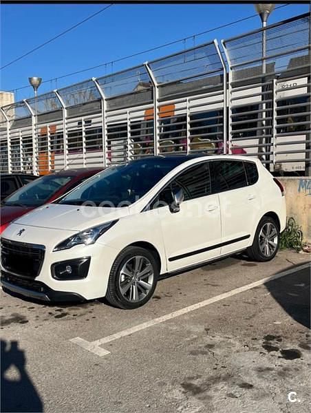 Usado Peugeot 3008 Active 120 CV (88 kW) 2015 Blanco Berlina