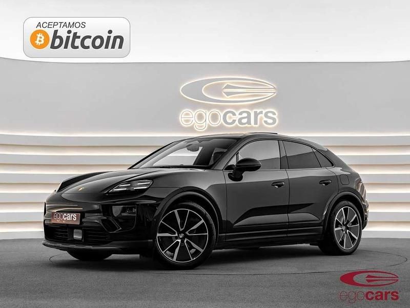 Begagnad Porsche Macan 300 kW (408 HK) 2024 Svart SUV