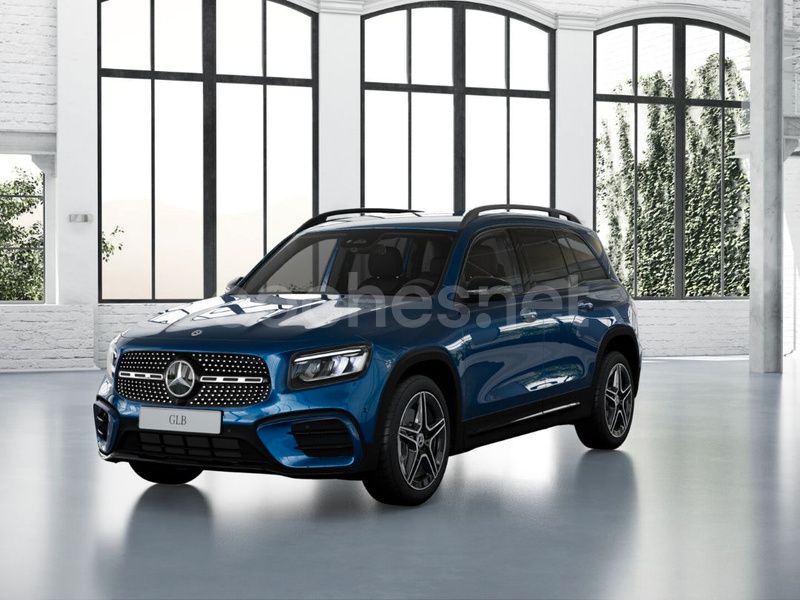 Azul Nuevo 2025 Mercedes GLB200 SUV | 48.900 € (Precio justo) - Imagen 1/4