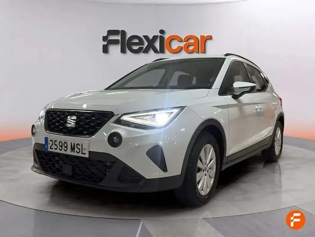 Używany Seat Arona Style 110 KM (80 kW) 2024 Biały SUV