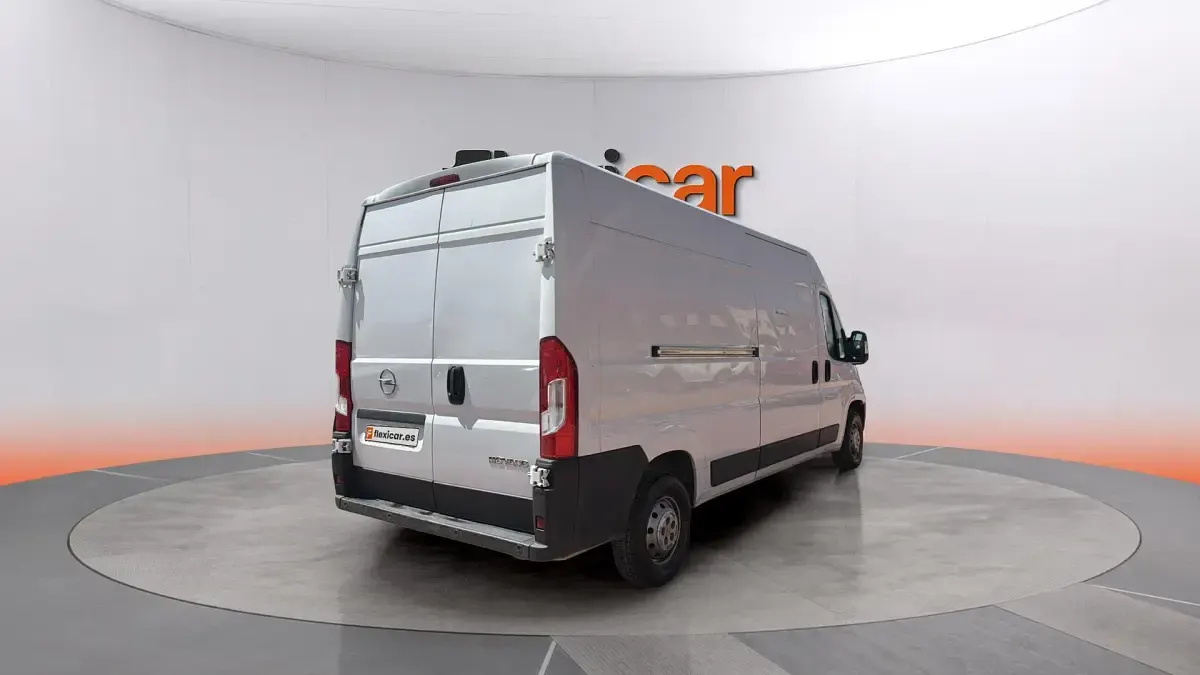 Usado Opel Movano 140 CV (102 kW) 2023 Blanco Van